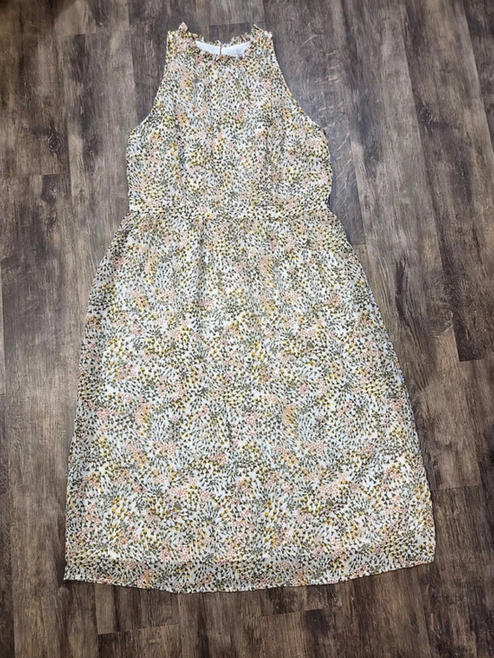 Like New LOFT Floral Midi Dress in Multicolor